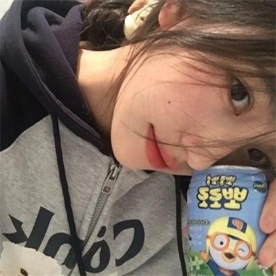 小鱼莉莉